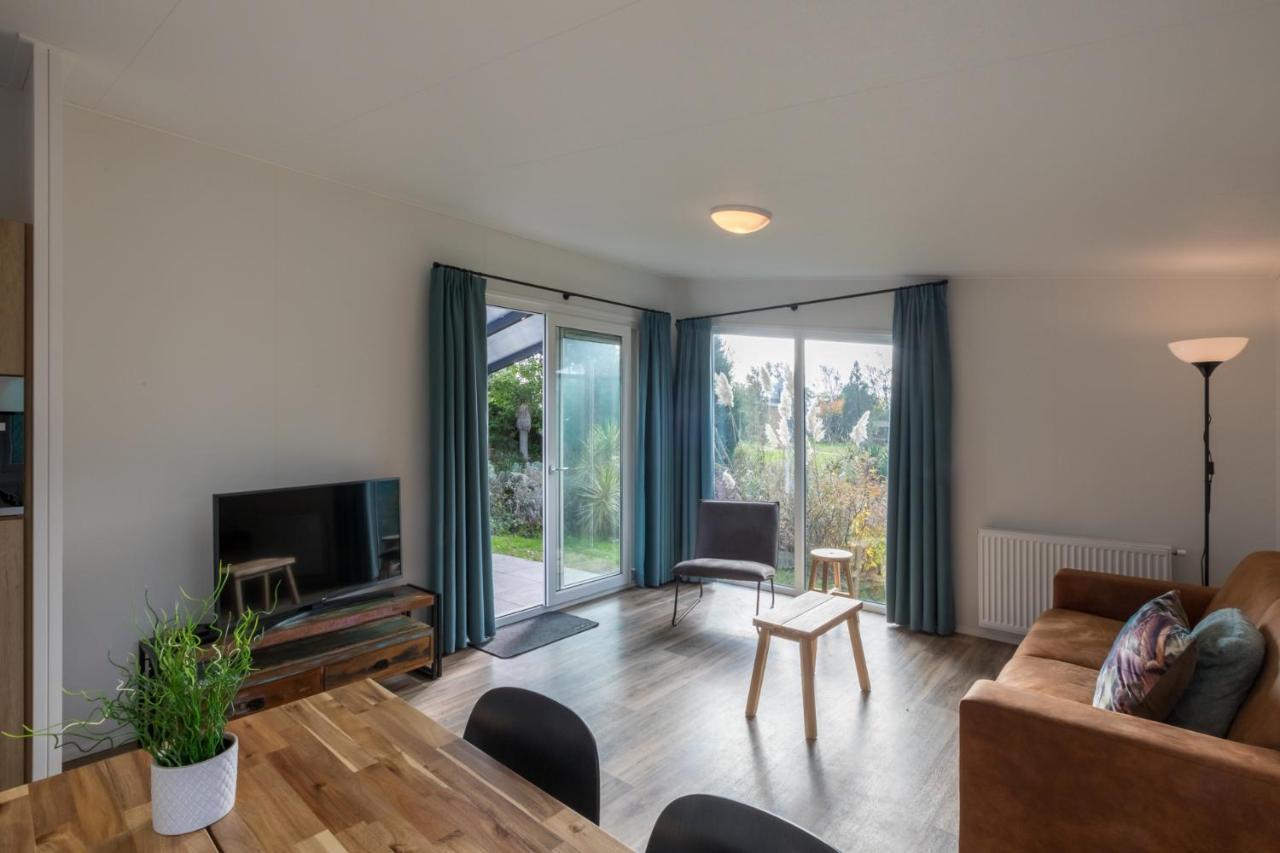 Welcome In - Vakantiepark Fort Den Haak Vrouwenpolder Exterior foto